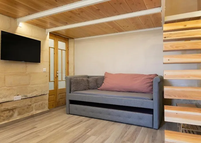 Groundfloor Harbour Loft * Senglea